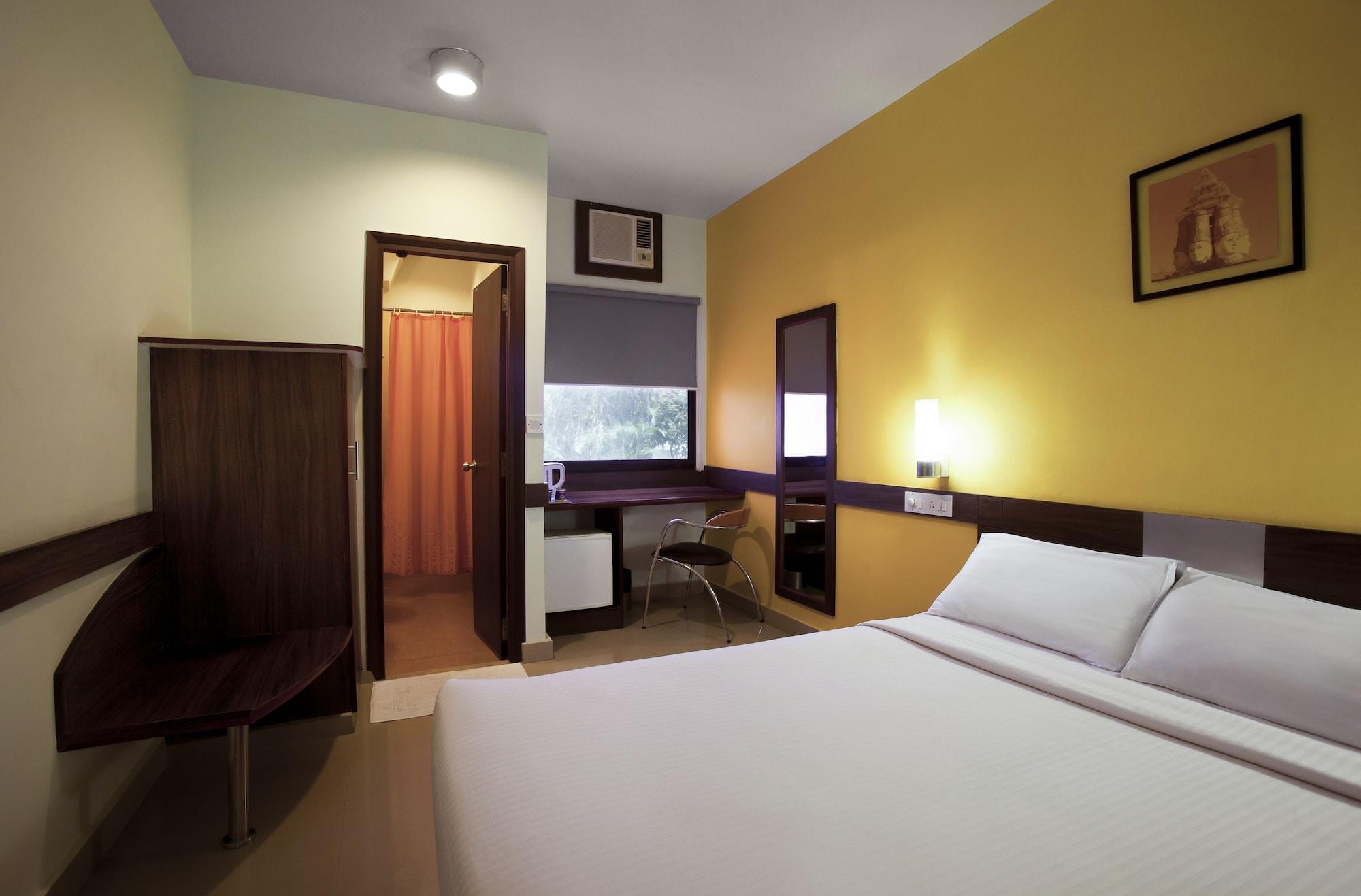 East Delhi Hotel Ню Делхи Екстериор снимка