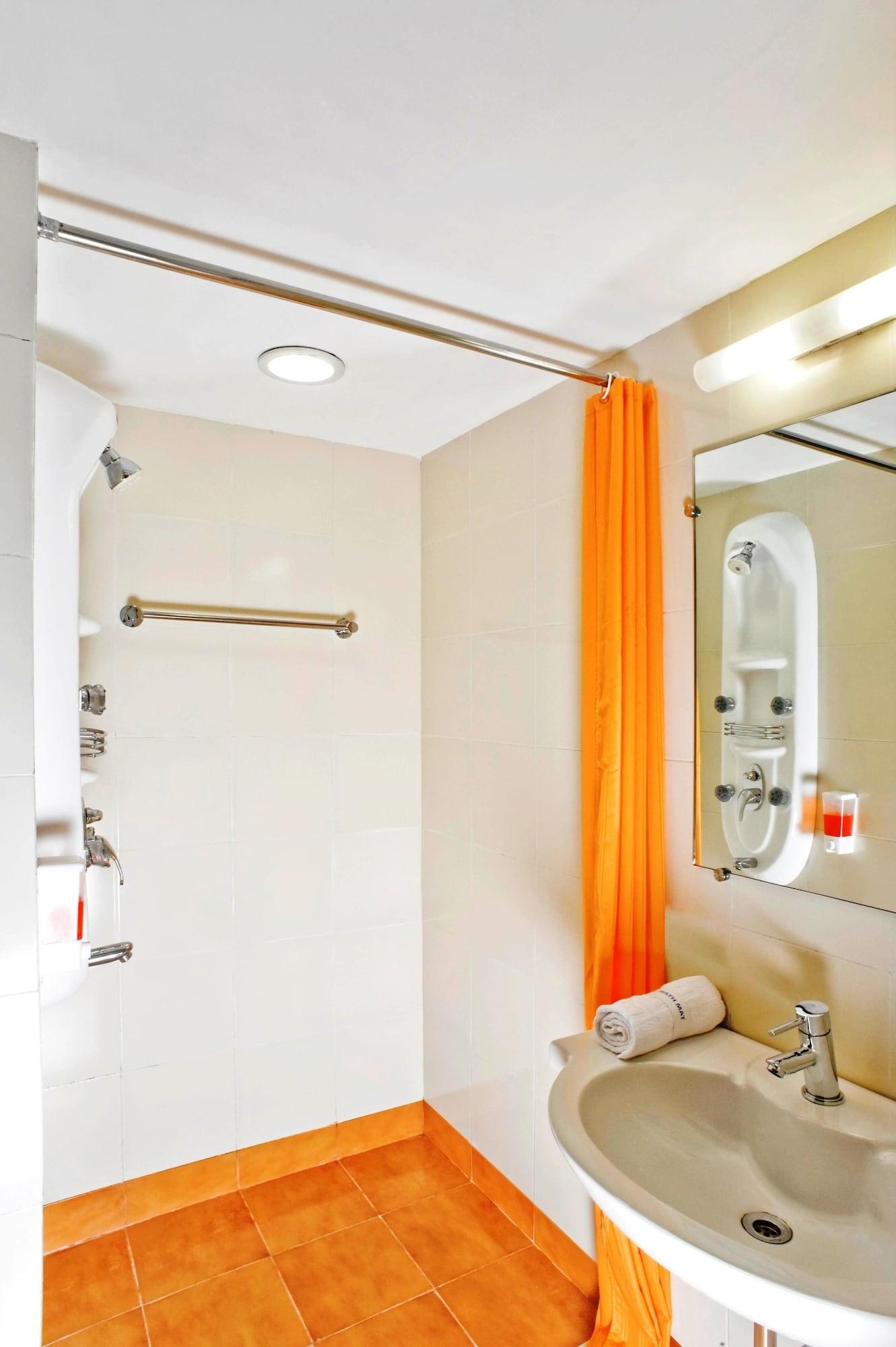 East Delhi Hotel Ню Делхи Екстериор снимка